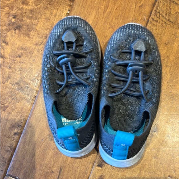 Native Gray Sneakers with Lace-Up Design and Lightweight Comfort - Picture 1 of 4